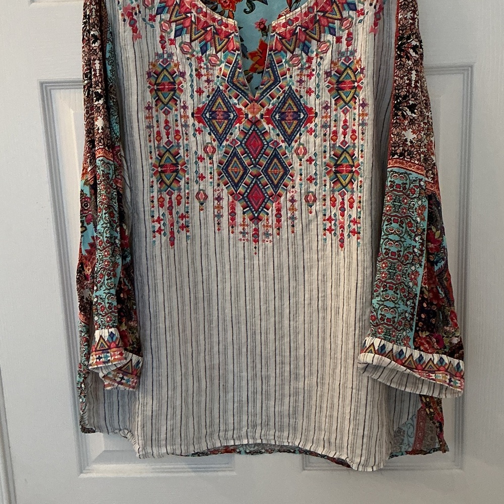 John Mark Colorful Geometric Pattern Blouse